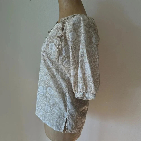 Cleobella sz XS tan and white organic cotton blouse gorgeous shell buttons EUC - Picture 5 of 8